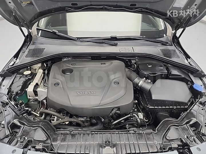 Volvo S60 2018 — 5