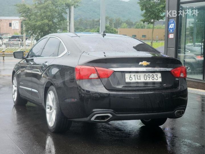 Chevrolet Impala 2016 1G1155SA1GU126601 — 4