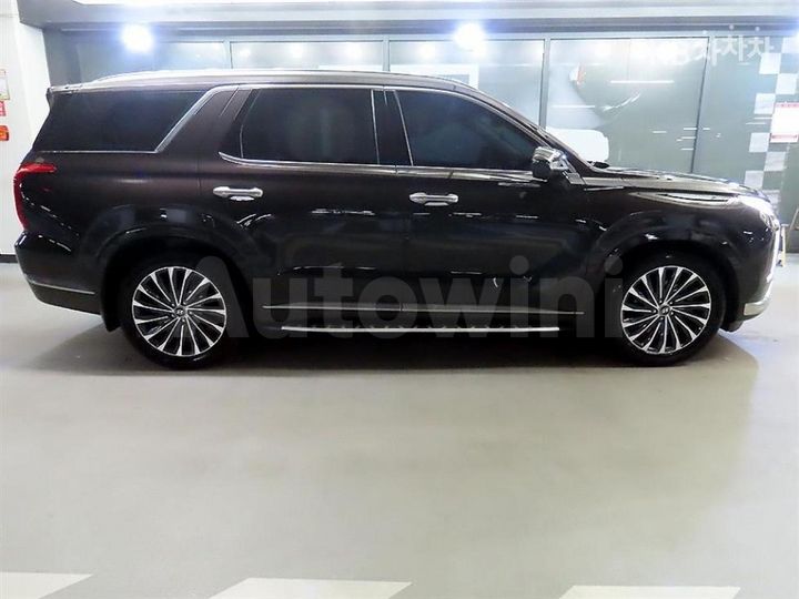Hyundai Palisade 2023 KMHR581ABPU546194 — 3