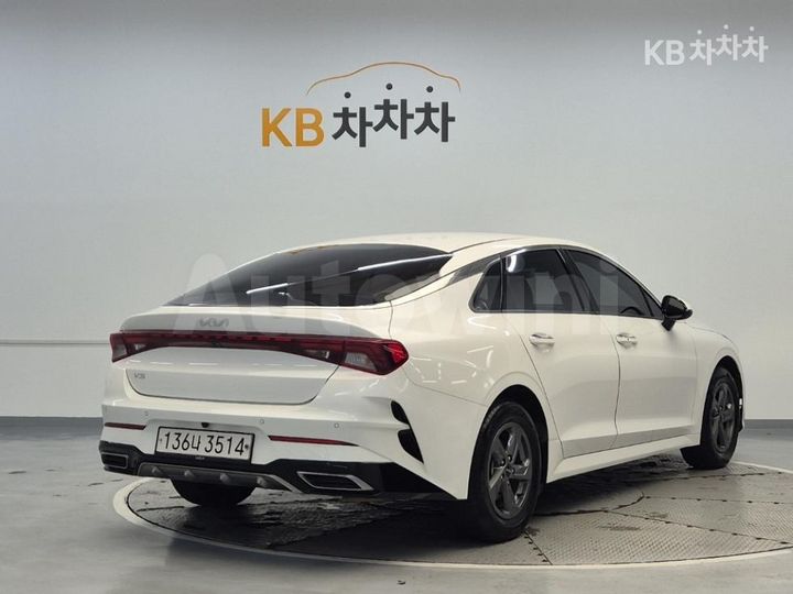 Kia K5 2023 — 3