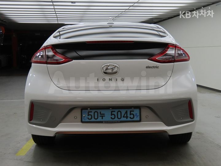 Hyundai Ioniq 2019 — 3