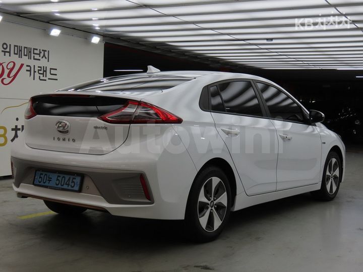 Hyundai Ioniq 2019 — 4