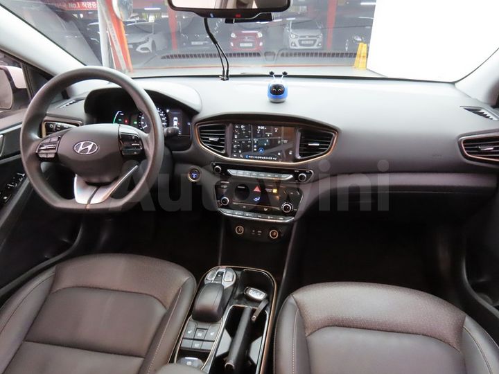 Hyundai Ioniq 2019 — 5