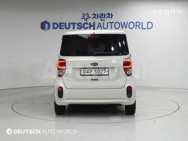 Kia Ray 2018 KNACK815BJT196892 — 4