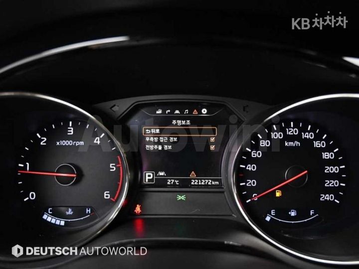 Kia Carnival 2016 KNAME81ABGS154538 — 5
