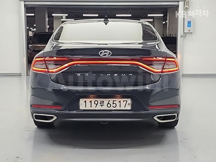 Hyundai Grandeur 2017 — 3