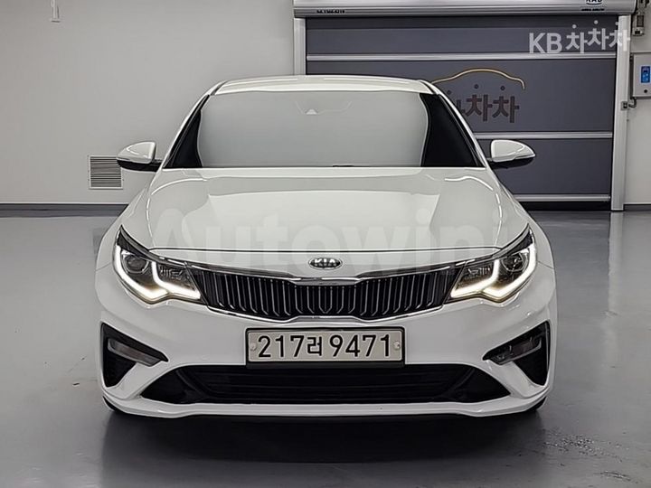 Kia K5 2020 KNAGT411BLA382023 — 2