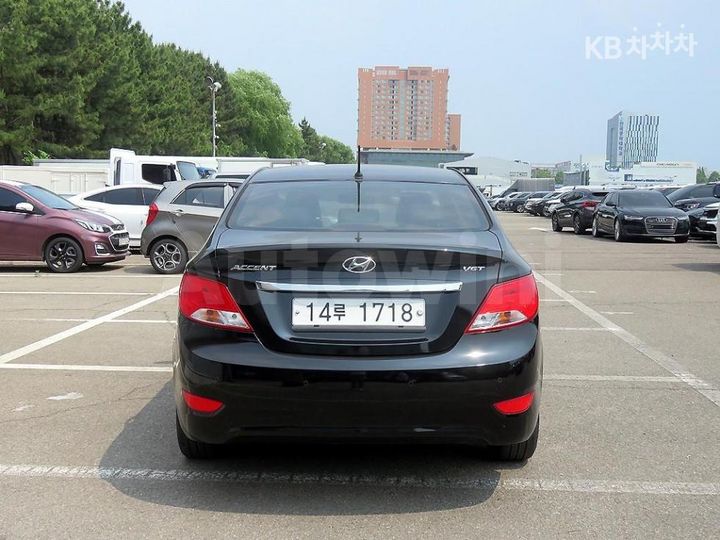 Hyundai Accent 2016 KMHCT41UGGU005845 — 3