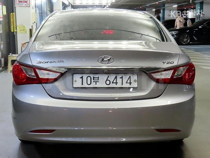 Hyundai Sonata 2010 KMHEC41MBAA154842 — 5