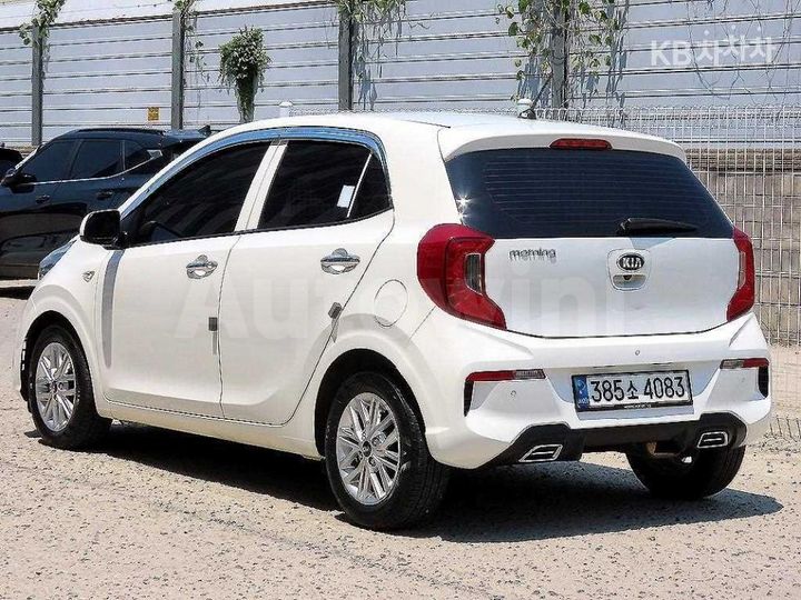 Kia Morning 2021 KNAB6518BMT765140 — 3