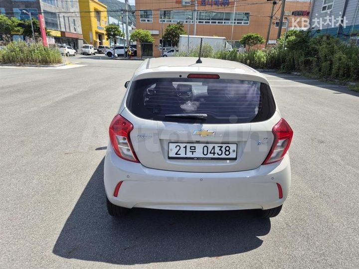 Chevrolet Spark 2016 KLYDC487DGC008154 — 5