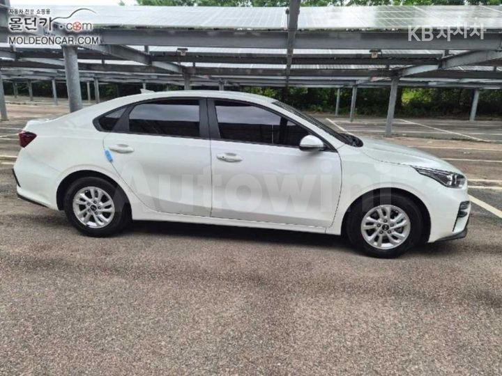 Kia K3 2021 KNAF241BEMA911887 — 2