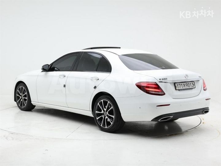 Mercedes-Benz E Class 2020 W1KZF4FB4LA815893 — 4