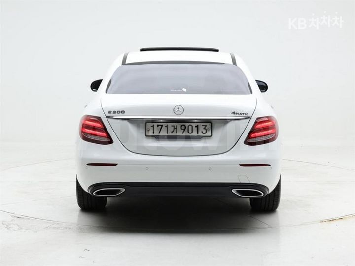 Mercedes-Benz E Class 2020 W1KZF4FB4LA815893 — 5