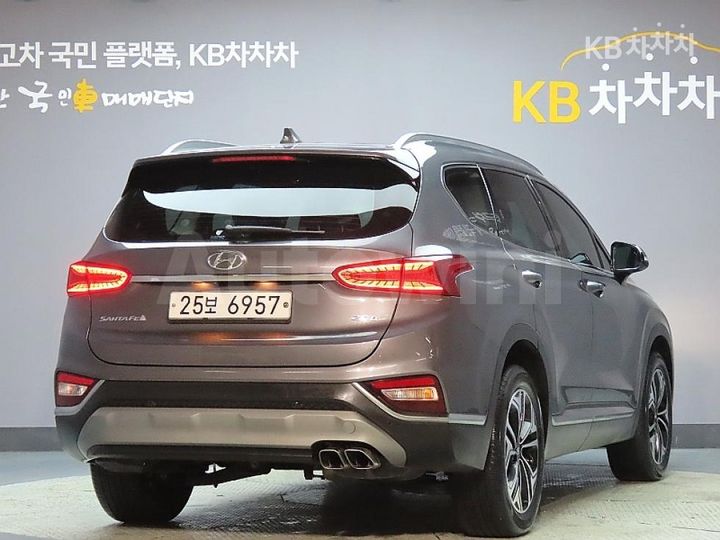 Hyundai SantaFe 2019 KMHS381BBKU061925 — 2