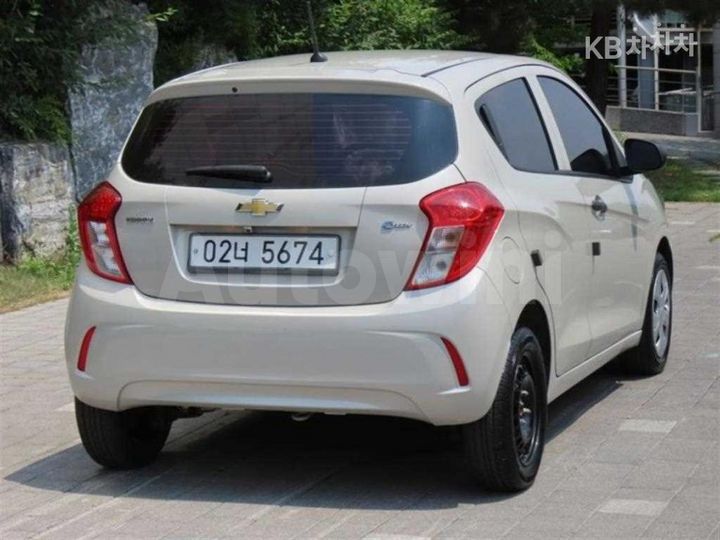 Chevrolet Spark 2017 KLYDC487DHC226885 — 3