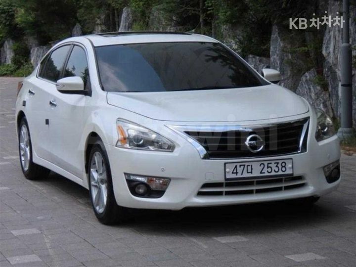 Nissan Altima