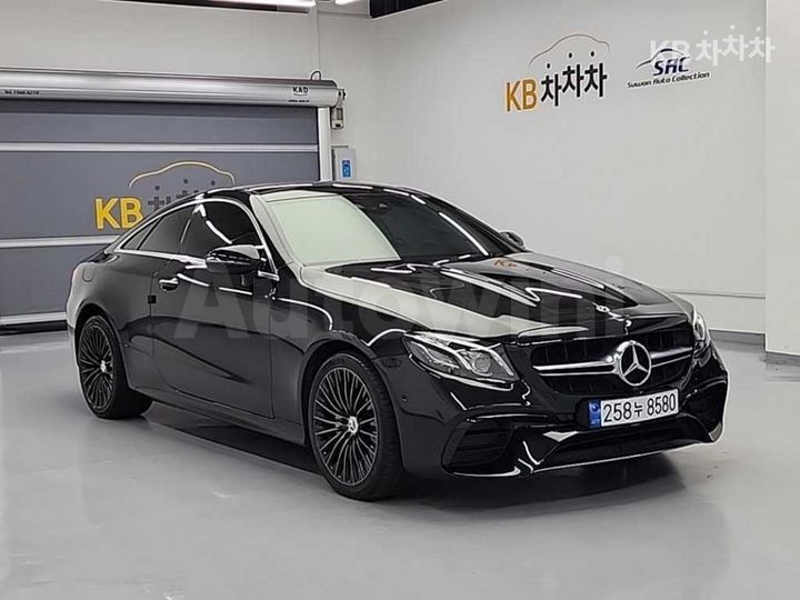 Mercedes-Benz E Class 2018 WDD1J1EBXJF055402 — 4