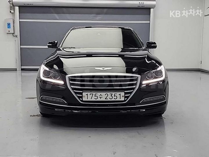 Hyundai Genesis
