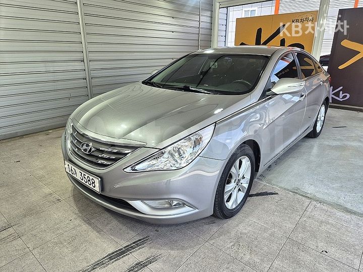 Hyundai Sonata 2012 KMHEC41ABCA463845 — 3