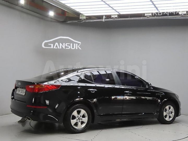 Kia K5 2015 KNAGN418BFA533438 — 4