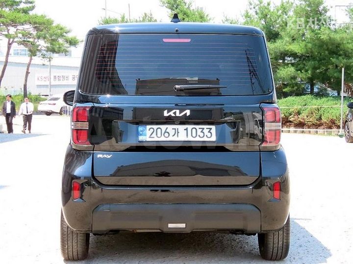 Kia Ray 2023 KNACG811BPT323681 — 4