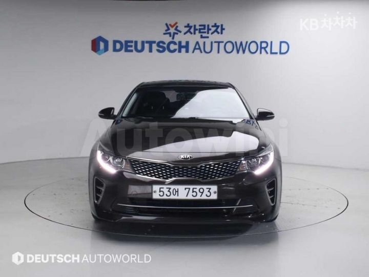 Kia K5 2016 KNAGX411BGA016997 — 3