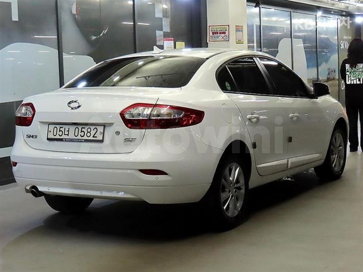 Renault SM3 2016 KNMC4C2HMGP189931 — 4