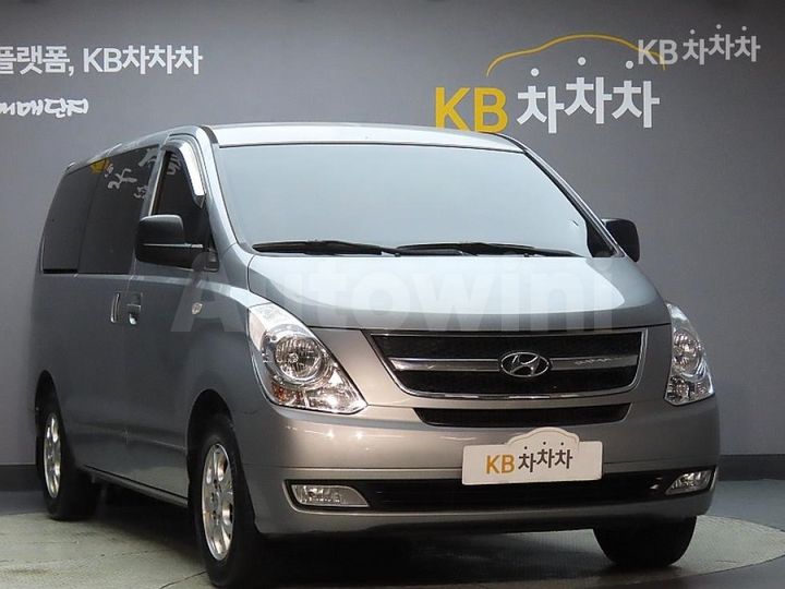 Hyundai Starex 2011 — 3