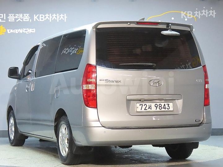 Hyundai Starex 2011 — 4