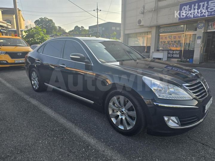 Hyundai Equus 2012 — 2