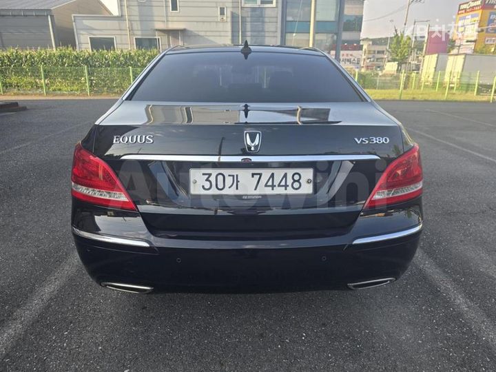 Hyundai Equus 2012 — 3