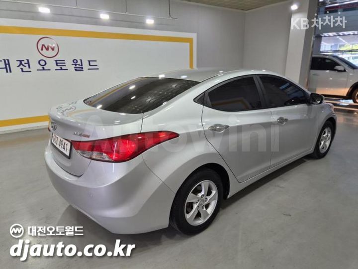 Hyundai Avante 2012 KMHDG41DBCU181264 — 4