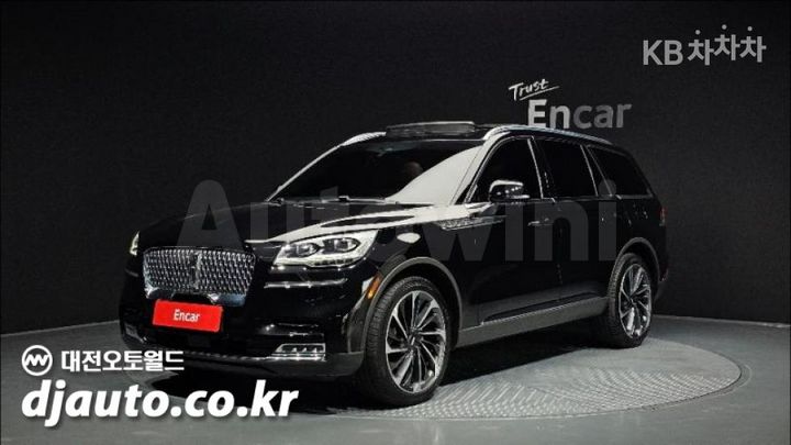 Lincoln Aviator