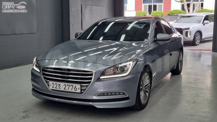 Hyundai Genesis