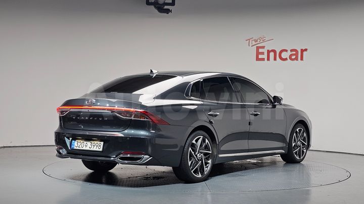 Hyundai Grandeur 2023 — 2