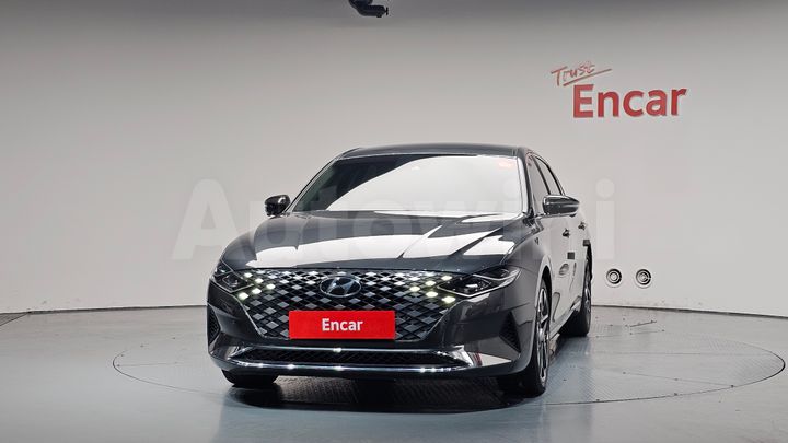 Hyundai Grandeur 2023 — 3