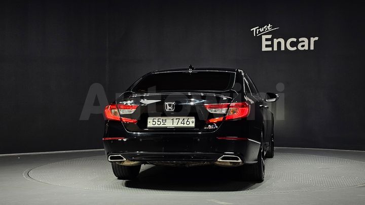Honda Accord 2018 — 4
