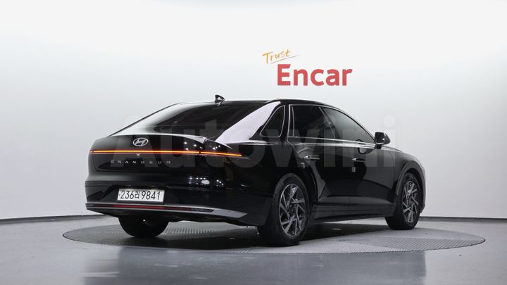 Hyundai Grandeur 2023 — 2