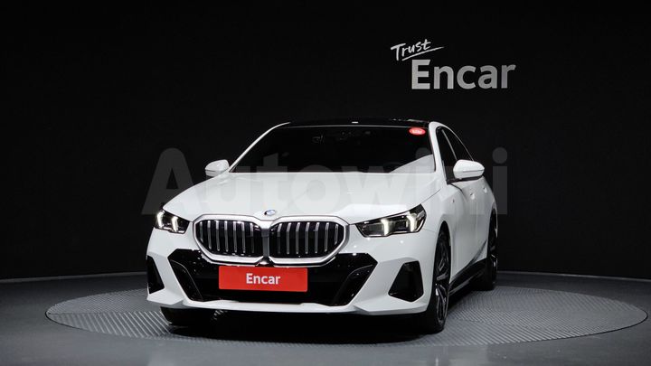 BMW 5 Series 2025 — 3