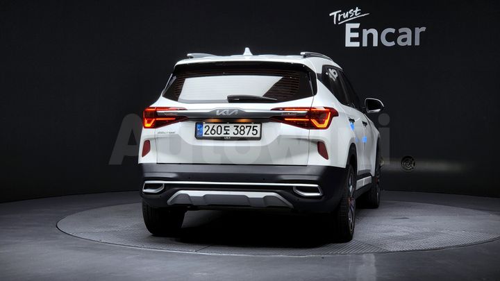 Kia Seltos 2023 — 4