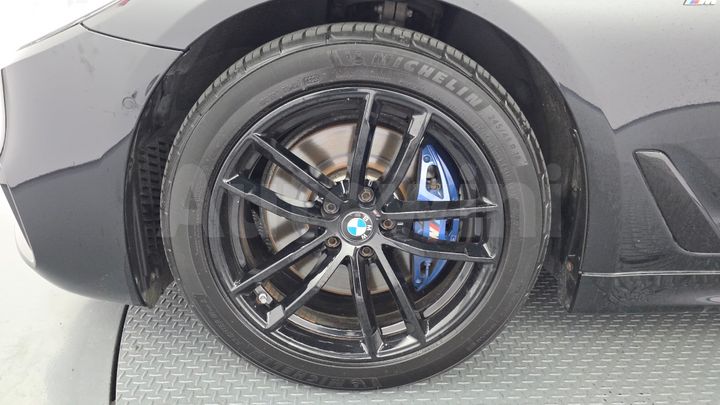 BMW 5 Series 2017 — 5