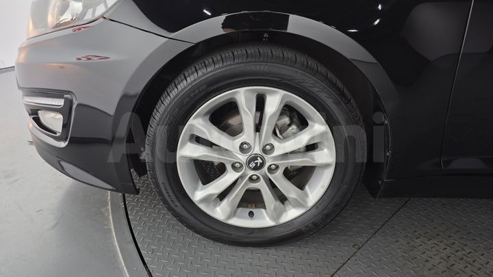 Kia K5 2011 — 5