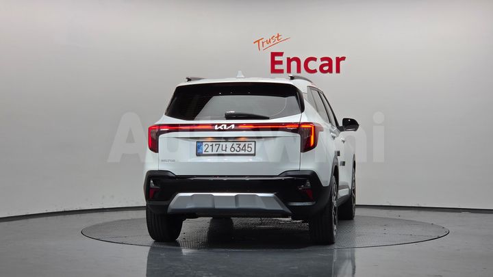 Kia Seltos 2025 — 4