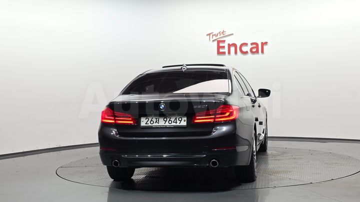 BMW 5 Series 2019 — 3