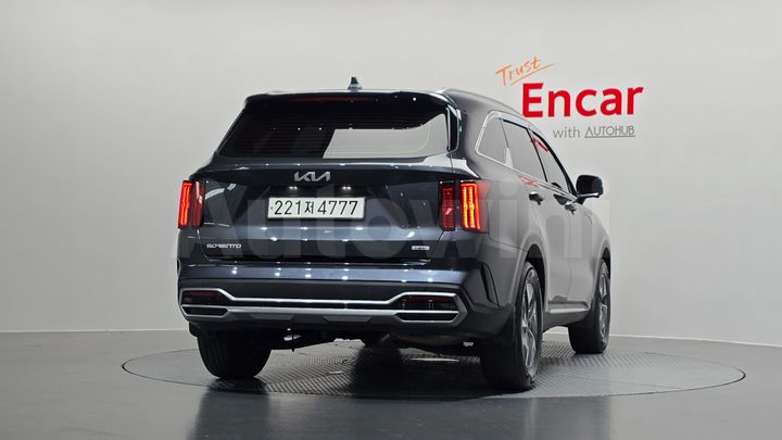 Kia Sorento 2023 — 4
