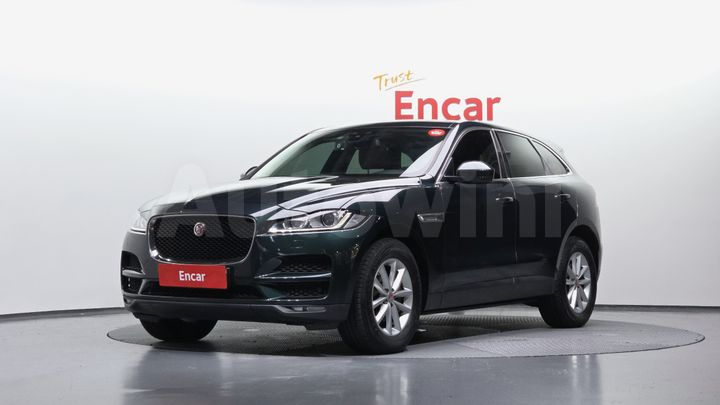 Jaguar F PACE