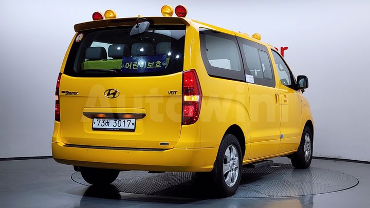 Hyundai Starex 2019 — 2