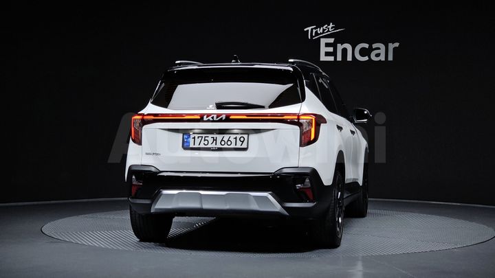 Kia Seltos 2023 — 4