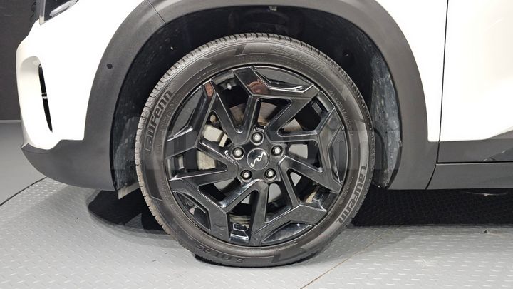 Kia Seltos 2023 — 5